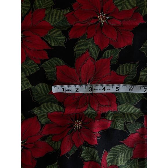 Fabric Cotton Christmas Holiday Poinsettia Floral Black Red - Picture 2 of 3